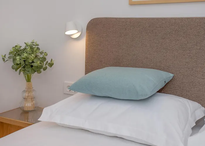 New Orange Boutique L