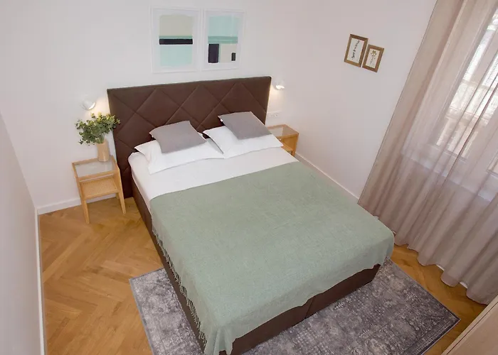 New Orange Boutique L Appartement