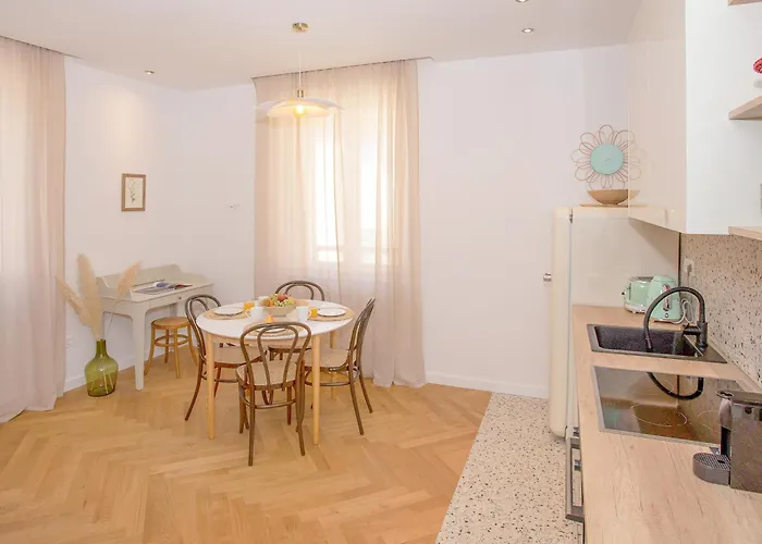 New Orange Boutique L Appartement *