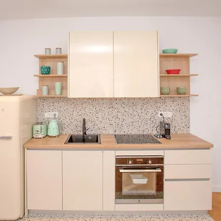 New Orange Boutique L Apartman Split