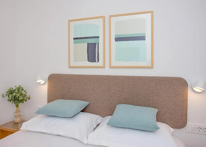 New Orange Boutique L * 스플리트